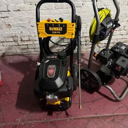 Dewalt 3300 Psi Pressure Washer