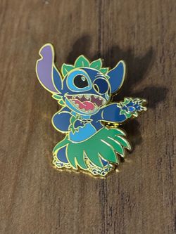 Hula stitch enamel pin
