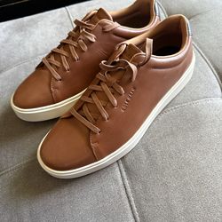 Men’s dress shoes, size 12