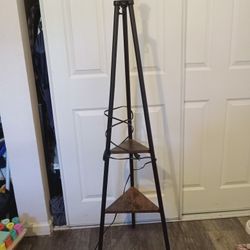 Tripod Lamp With 2 Shelves