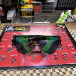 BOMBER Jager- Bomb Green Mirror Safety Lens