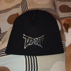 🩷 Tap Out Black Beanie - Still Available 