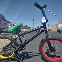 ELITE BMX Kids Bike 16 in