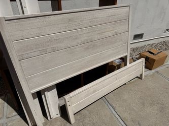 Queens bed frame wood white