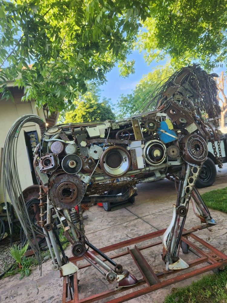 Horse Sculpture π