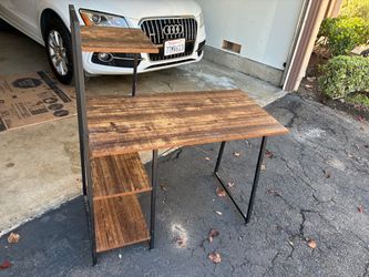 Free desk