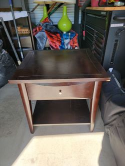End table