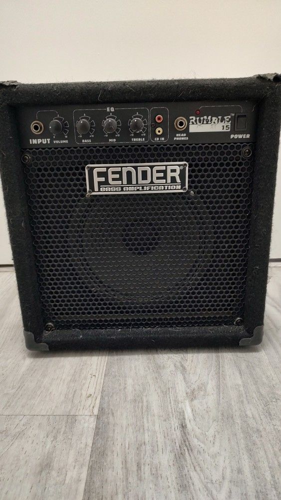 Fender Rumble 15 Bass Amplifier