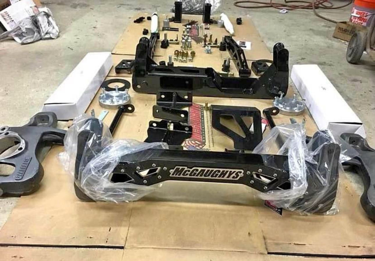 ✅✅SUSPENSION LIFTS ON ALL TRUCKS ✅✅