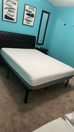 Queen Bedroom Set
