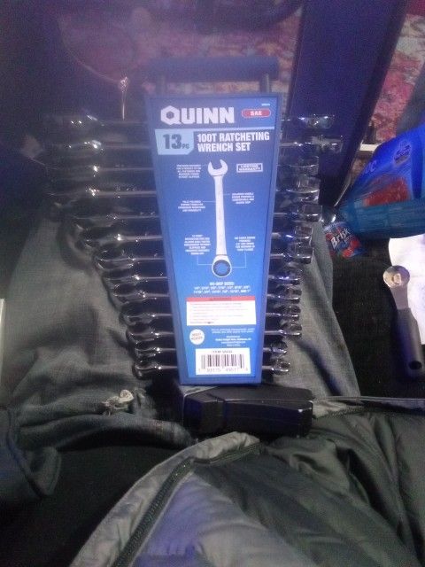 Quinn 100 Tooth Ratcheting Wrench Set