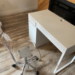 Desk and Chair 