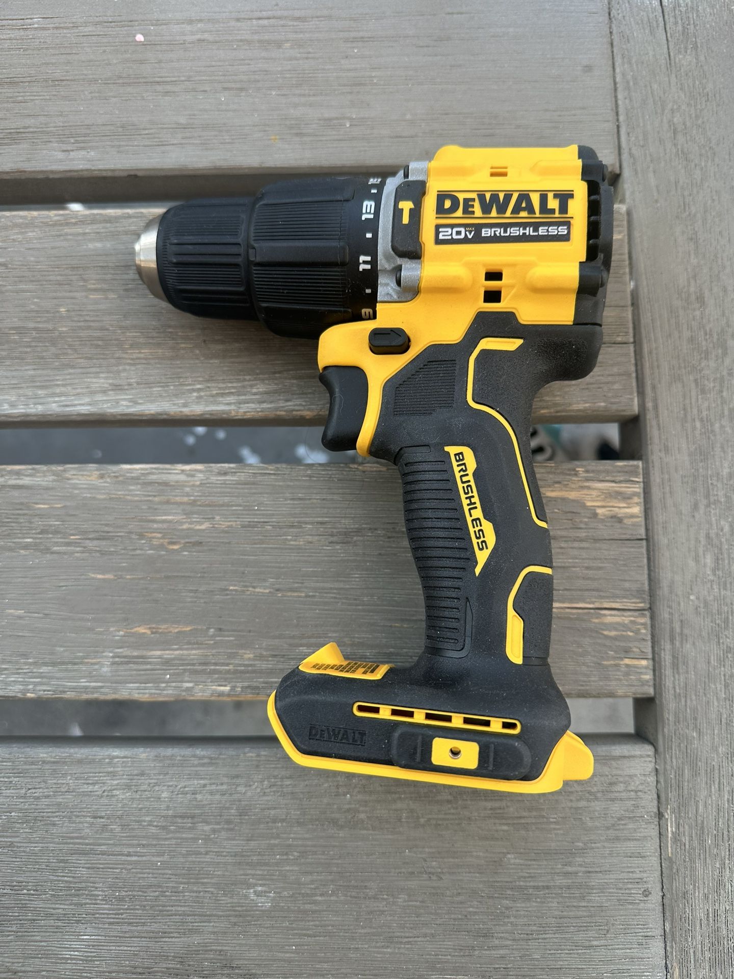 New 20v Dewalt Brushless Hammer Drill Only