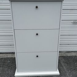 31” W x 50.5” H - WHITE SHOE STORAGE CABINET - delivery is negotiable