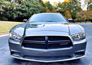 Photo Super Low miles2O12 Charger 3.6 SXT