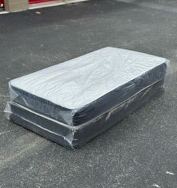 Twin Hybrid Mattress Set $149 | Brand New