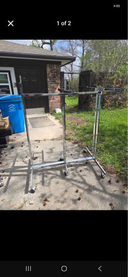 Rolling clothes racks