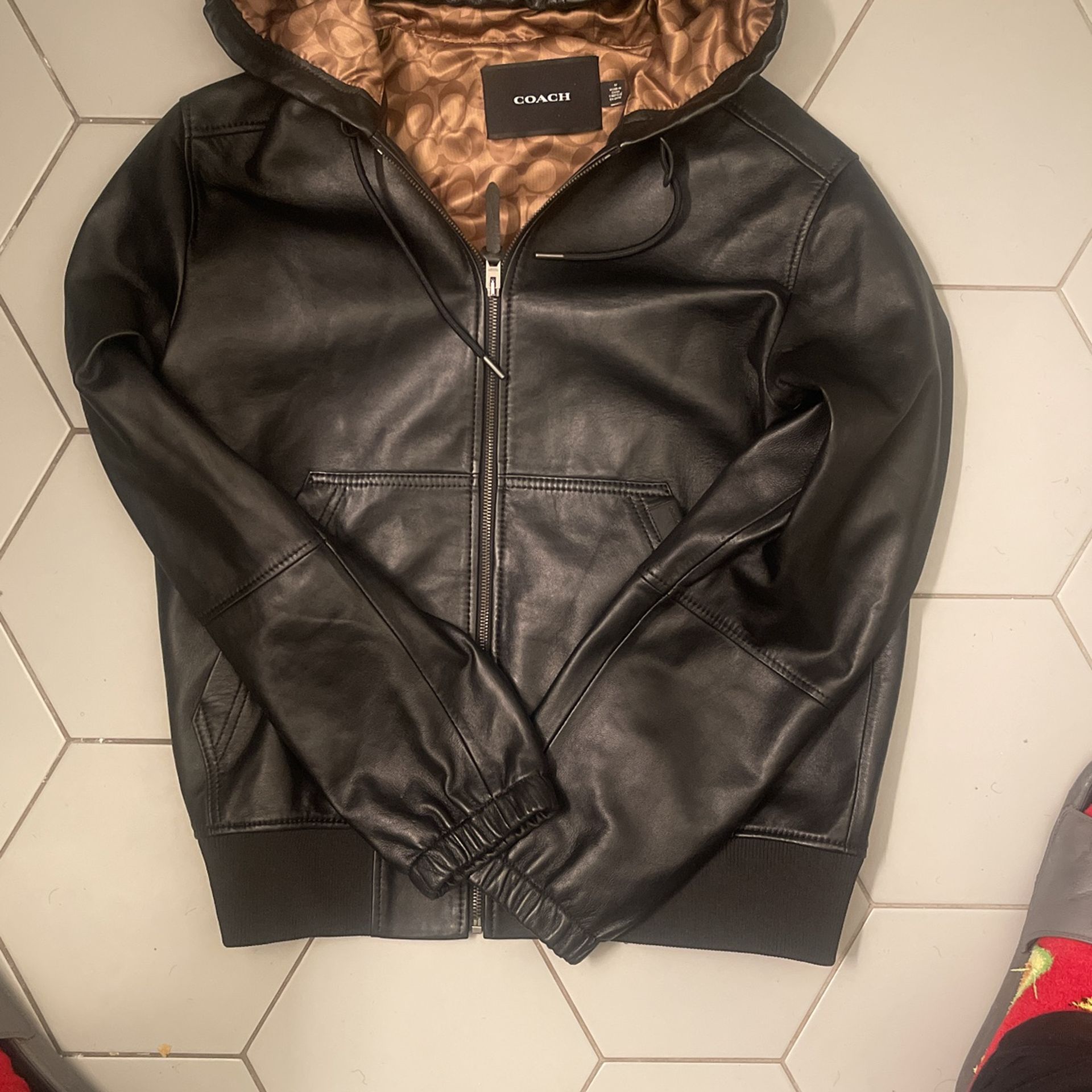 COACH LEATHER JACKET (medium) (c) Black
