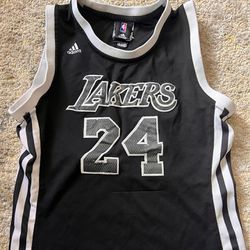 Adidas NBA For Her Los Angeles Lakers Kobe Bryant Jersey Size Medium, Not Lebron, Davis, Shaq, West