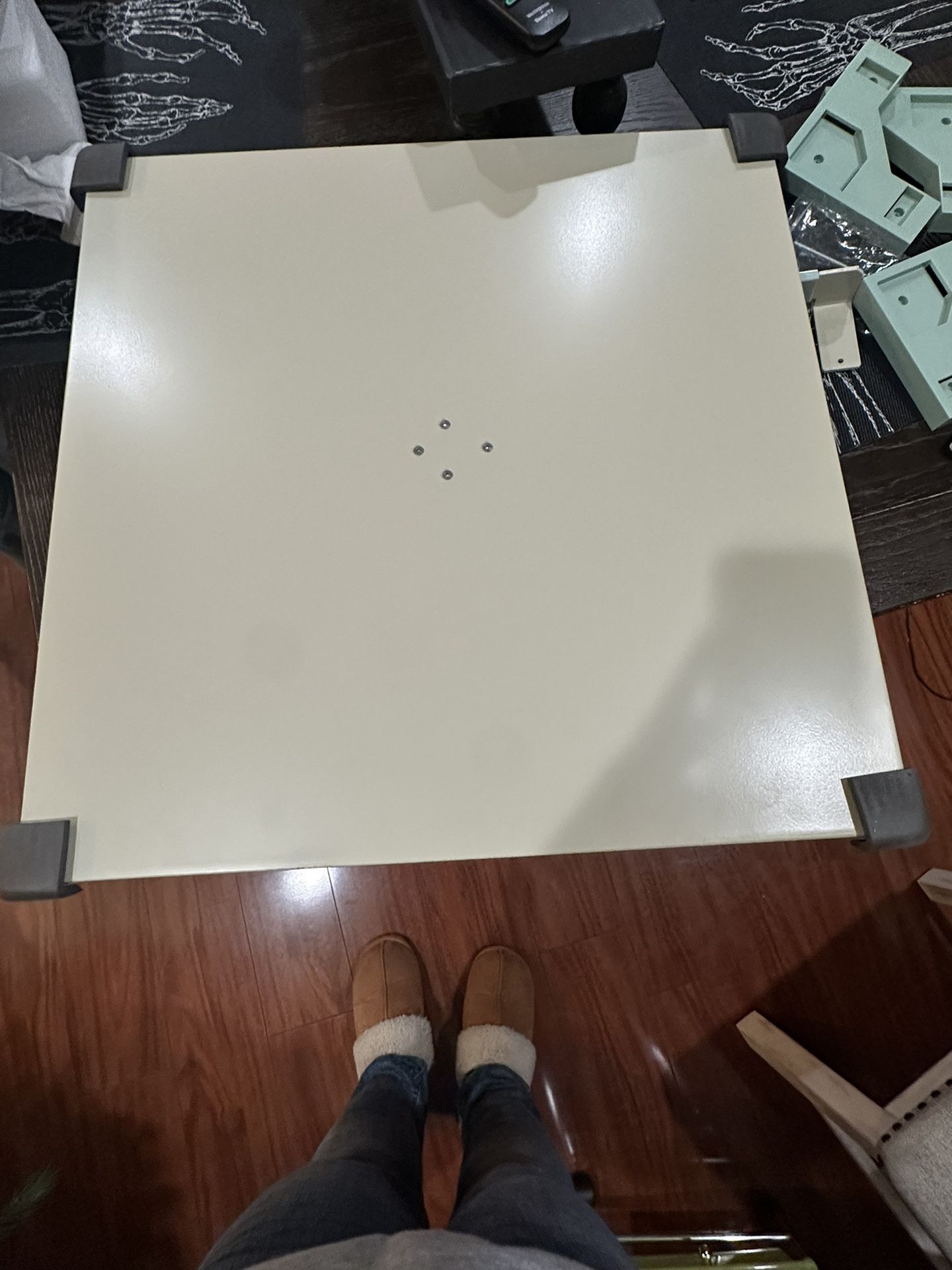 Replica studio Table (no Tripod) And 6 Replica Studio Boards