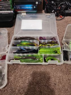 Bass Fishing, Triton