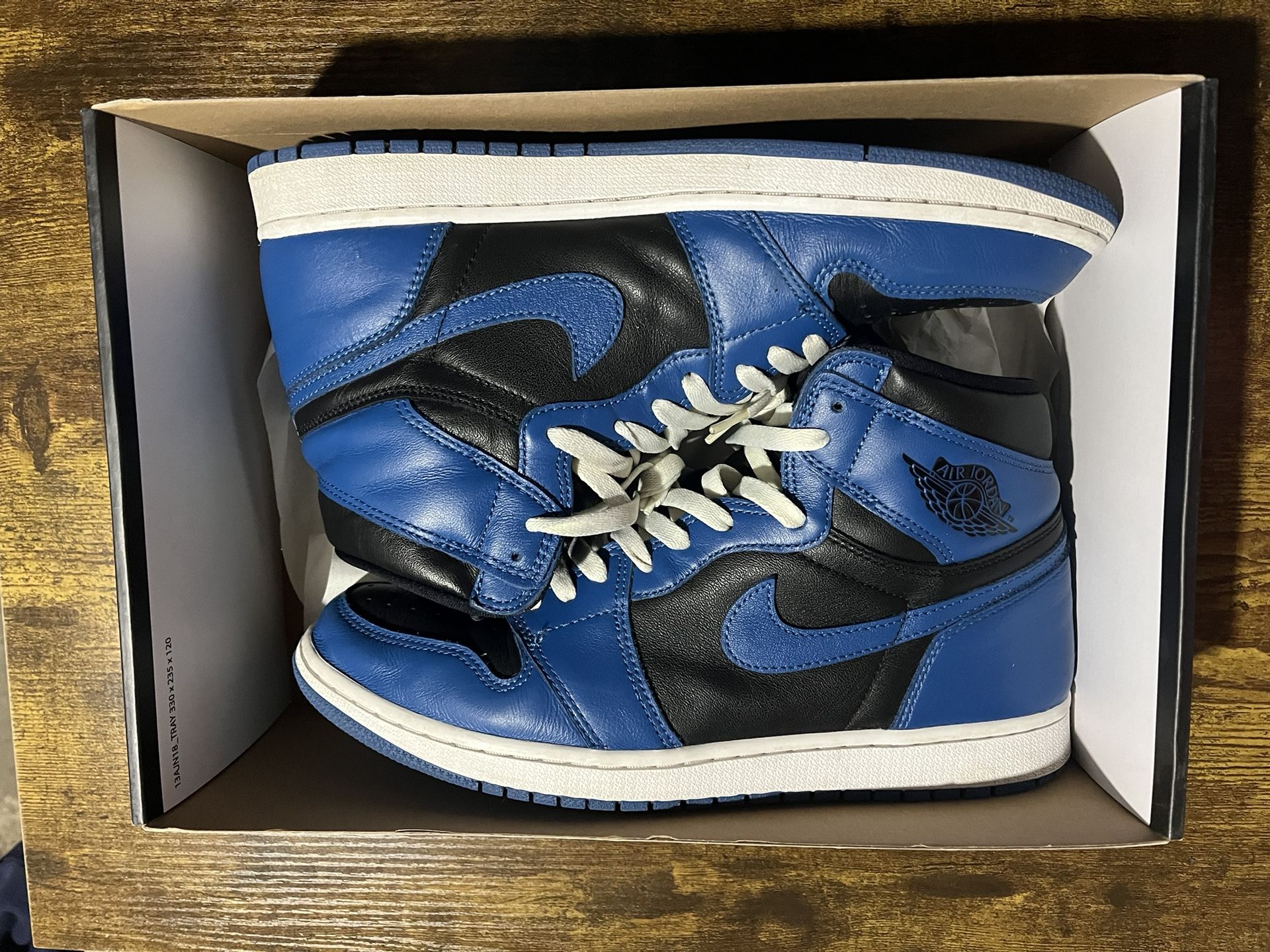 Air Jordan 1 Marine Blue 