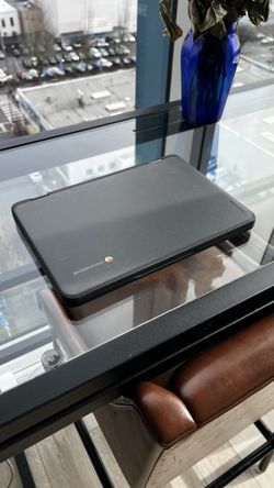 Lenovo Chromebook 2 in 1 touchscreen laptop