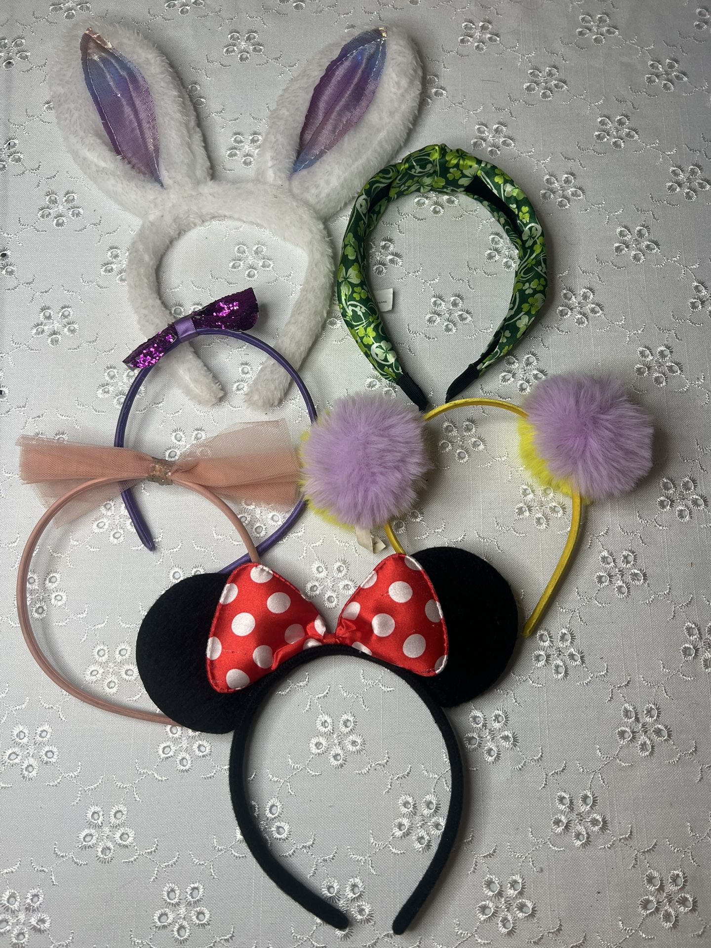 🎀 Lot of 6 Fun Headbands - Bunny Ears, Minnie Mouse, Pom Poms & More - $20 for All!