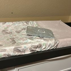 Diaper changing Table Top With Changing pad