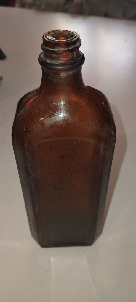 Antique Amber Bottle Early 1900s H. Clay Glovers Co.