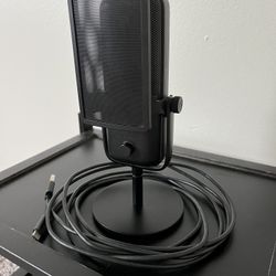 Standing Mic (Elgato Wave:3)