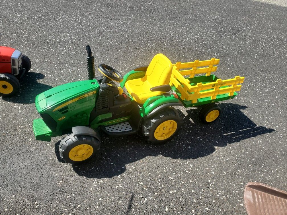12 Volt John Deer Ride On Mower For Kids