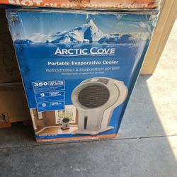 ARTIC COVE PORTABLE COOLER