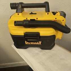 Dewalt 20v 2 Gallon Heavy Duty Cordless Vacuum