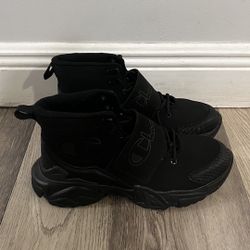 champions boots black