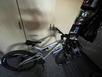 Santa Cruze Mountain Bike