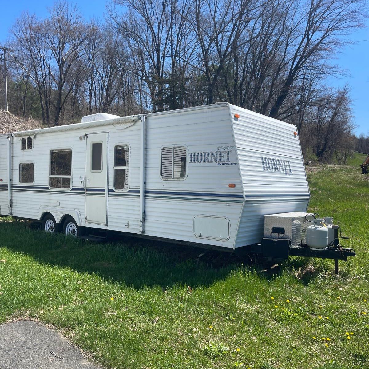 RV Camper Trailer Sleeps 6