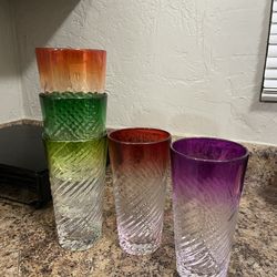 Multicolor Cups
