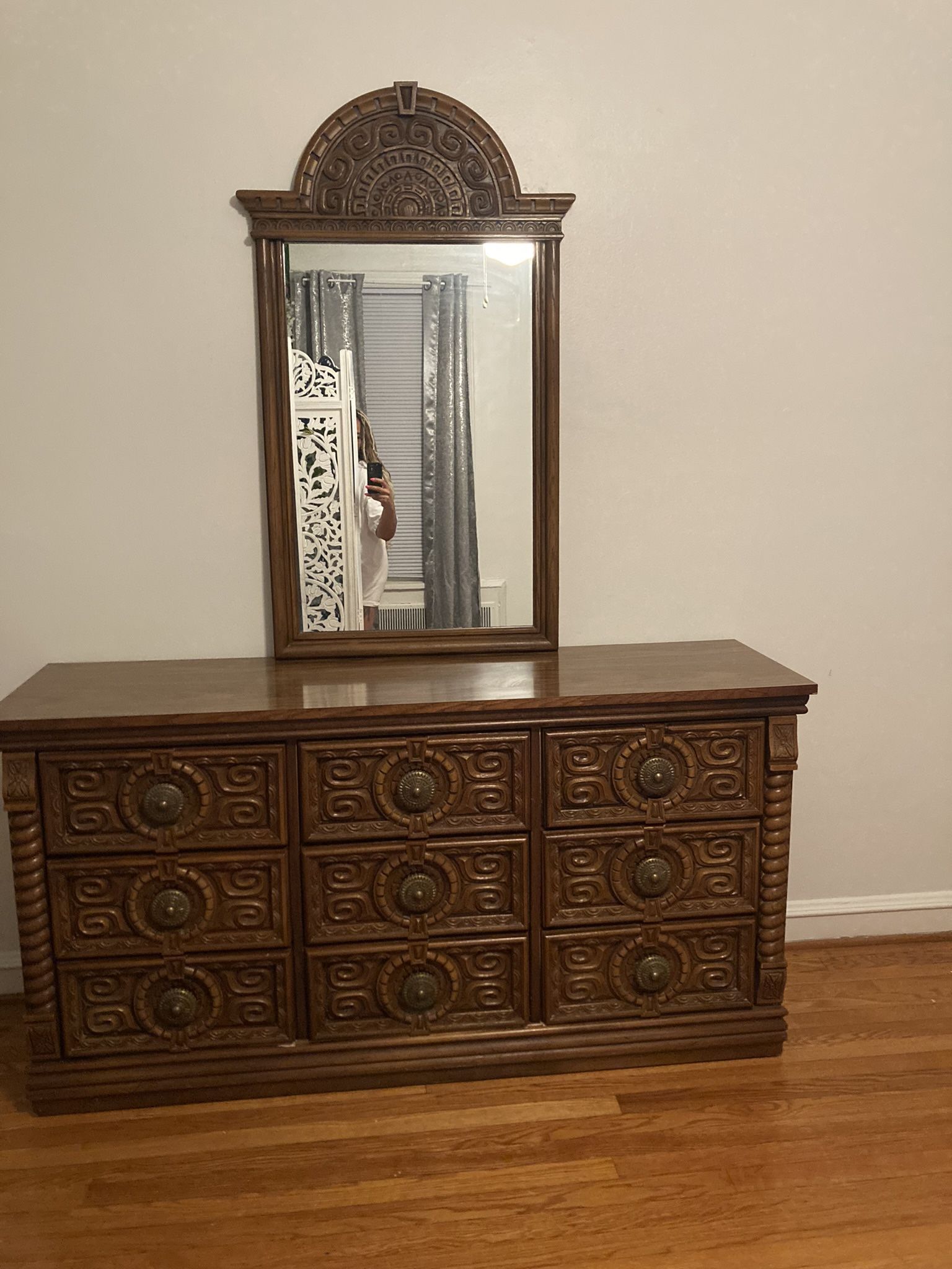 Antique Wood Roman Dresser Set Lower Price!!!