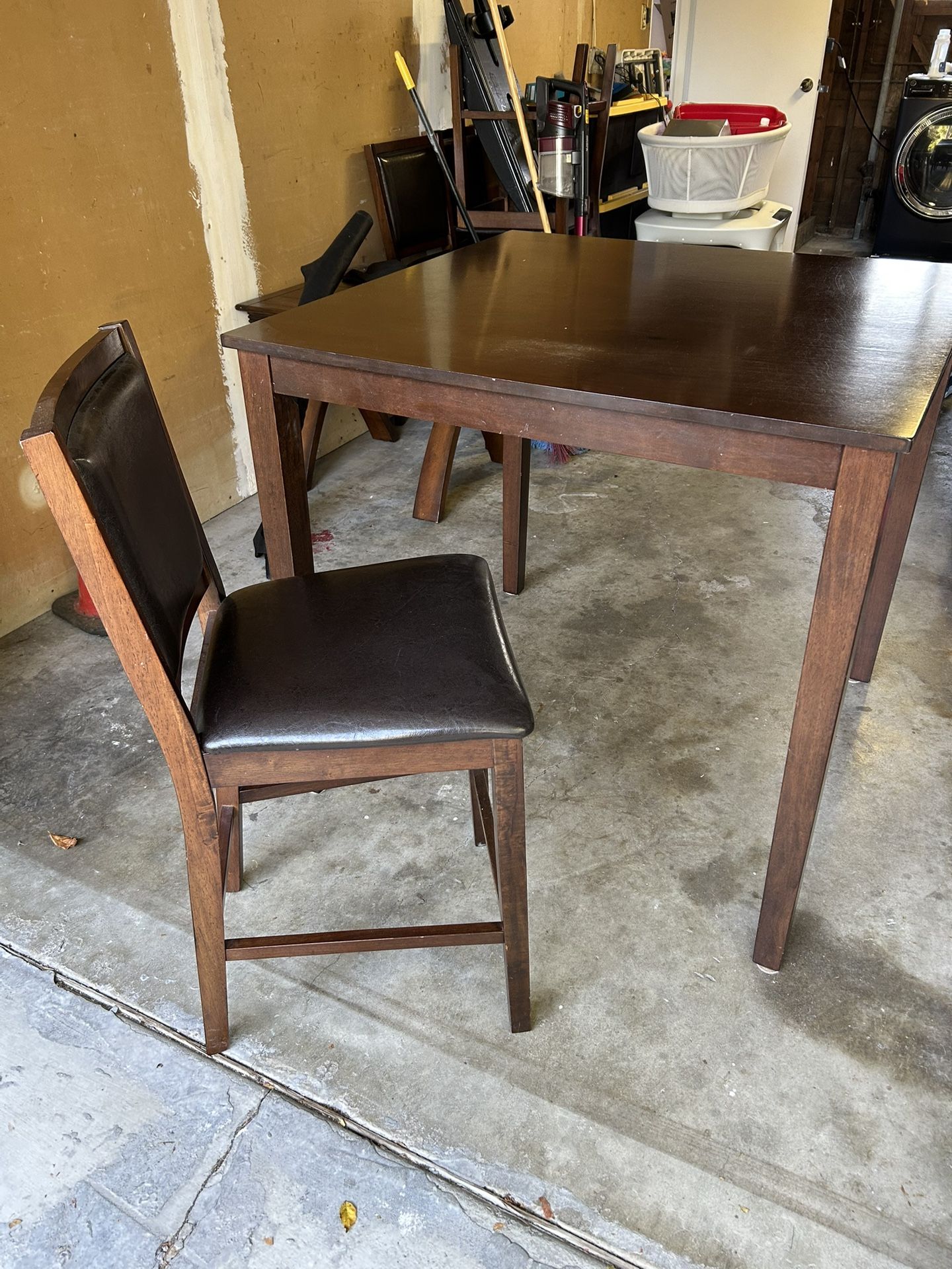 High Top Table And 4 Matching Barstools