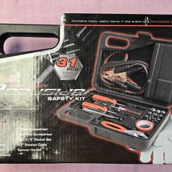 Steel Bolts 31pc Emergency Roadside Tool Set