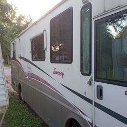 Winnebago Journey Rv