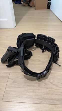 G-Code Scorpion Assaulter’s System + SOC RTI Holster – Black, Medium – $350 OBO