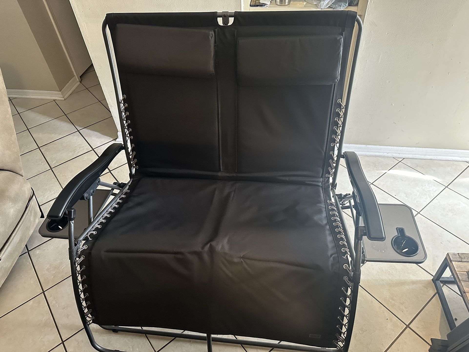 Uline Zero Gravity Loveseat