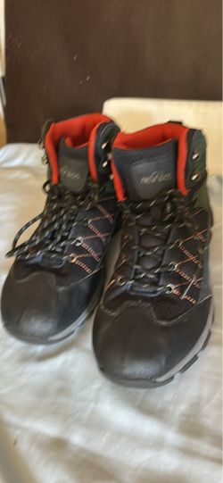 Mid-Top Hiking Boots Black and Red