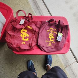 New USC Bag and Cooler