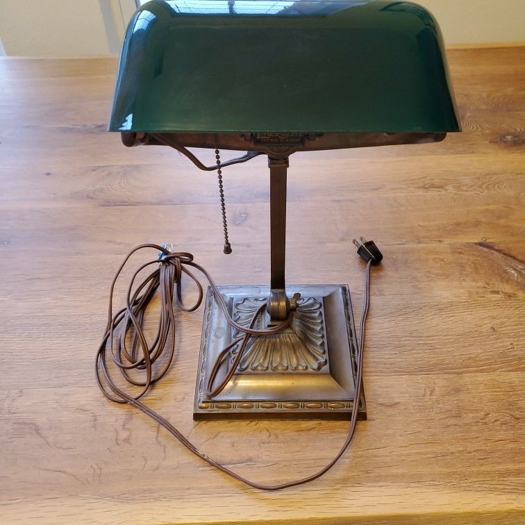 Antique Emeralite Bankers Lamp