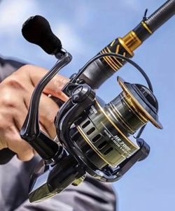 Brand New High Performance Fishing Reel For Fresh and Saltwater Fishing…Great Gift 🎁