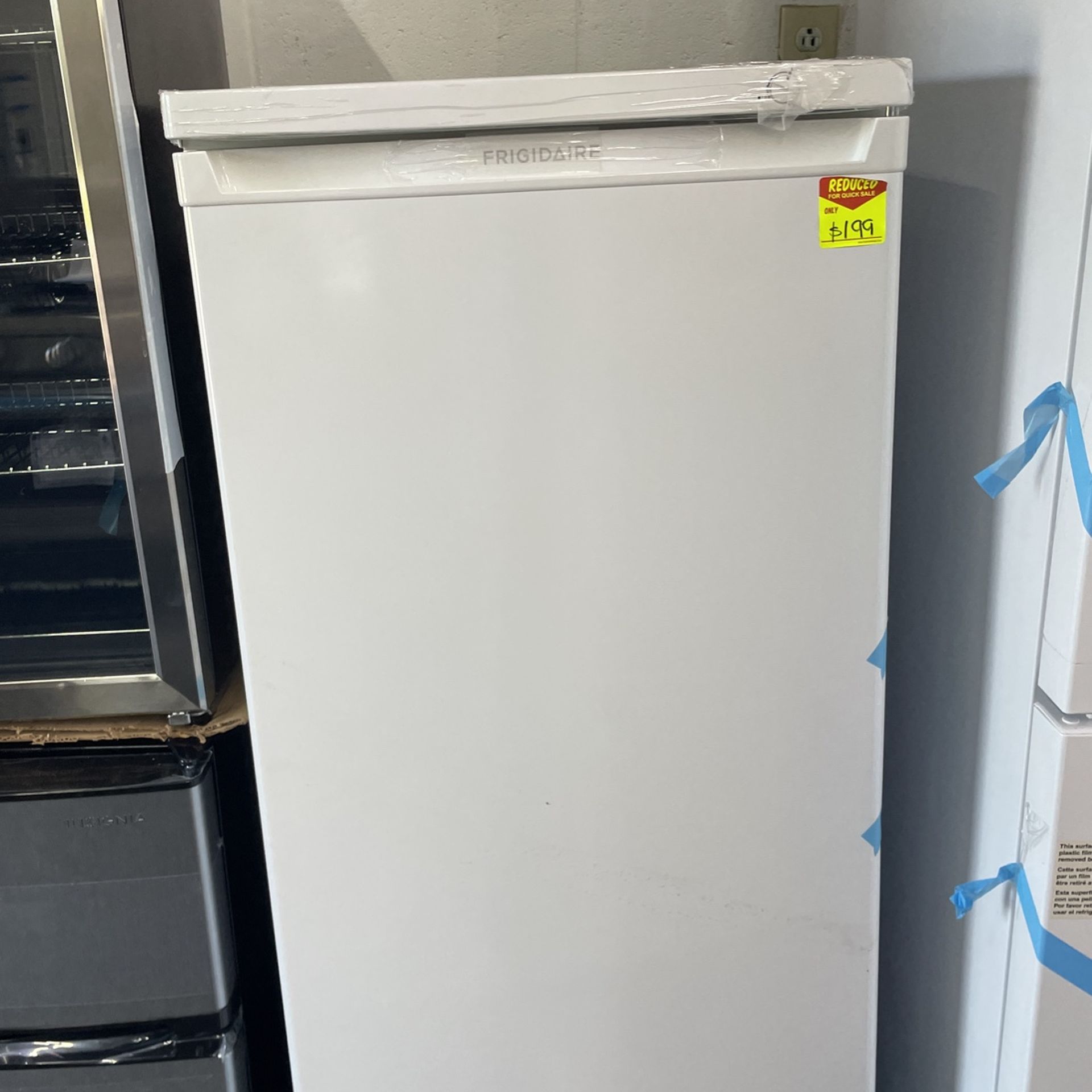 Freezer Upright 5.8 Cu Ft