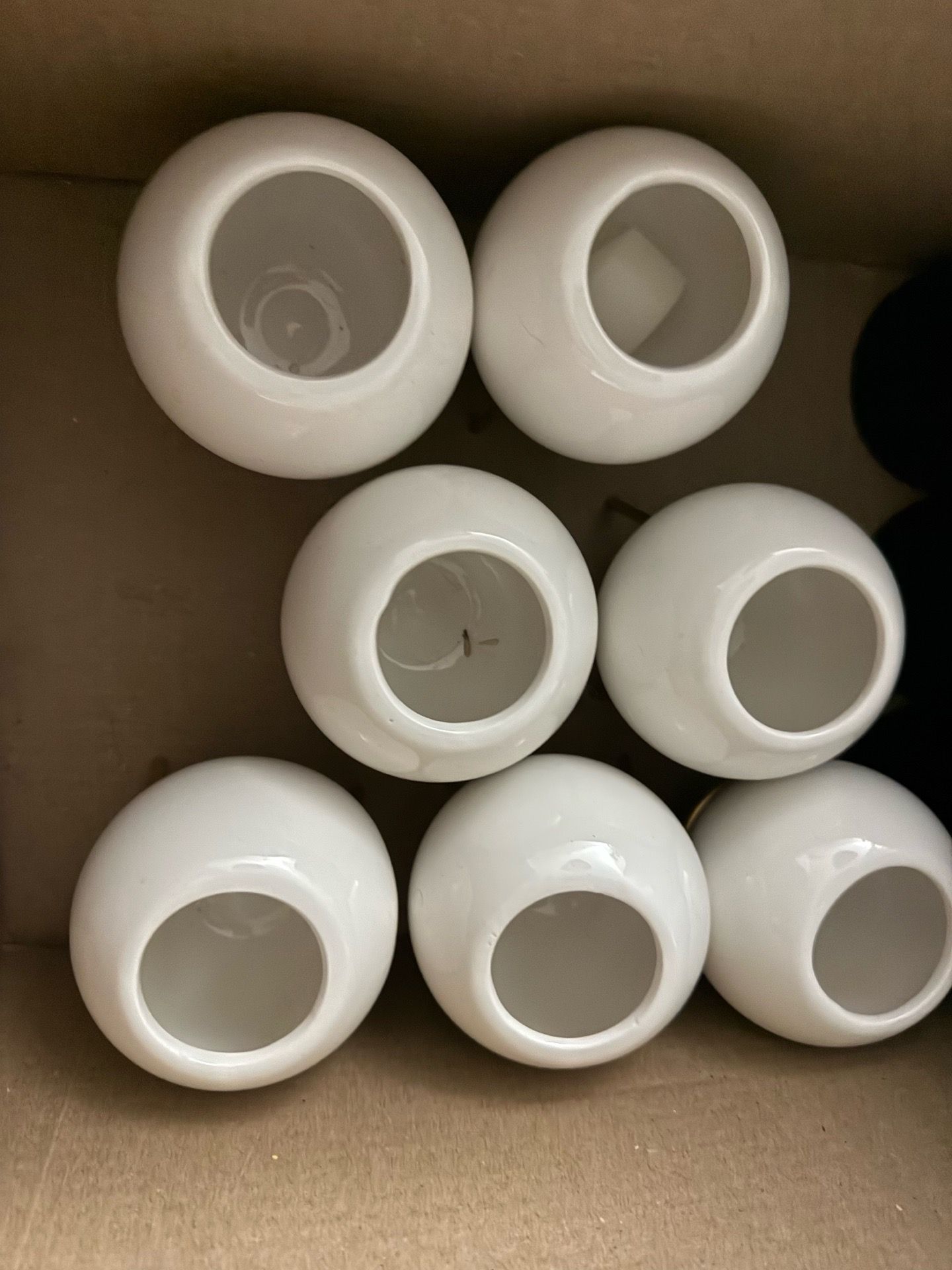Round decorative white vase or Planter with gold legs !!set of 6